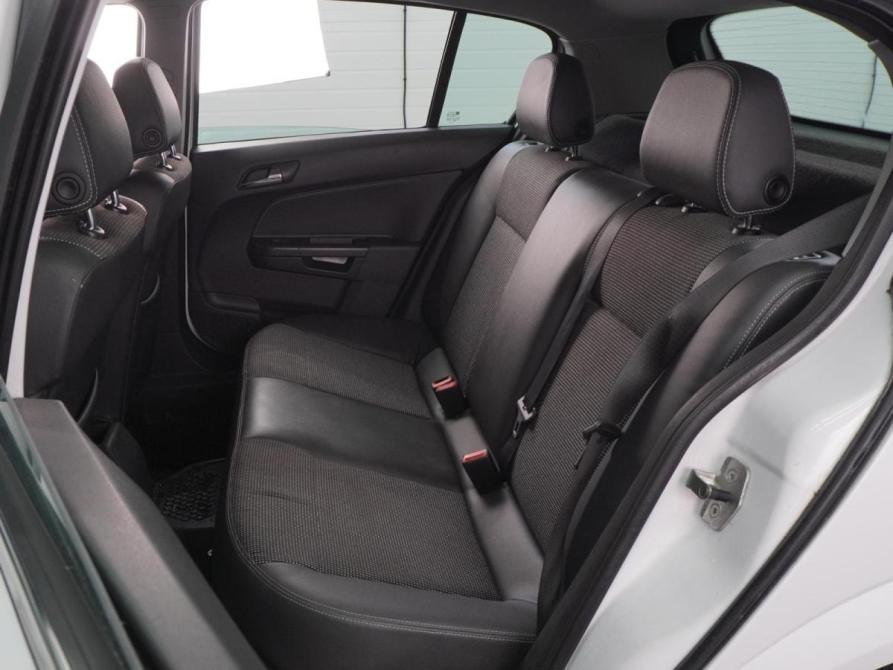 Opel Astra H Рестайлинг Воронеж  - изображение 9