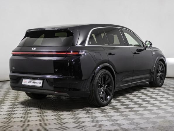 Li Auto (Lixiang) L7 I с пробегом 2024 года, цена 6 750 000 рублей, 22000 км, внедорожник, Автокод Объявления