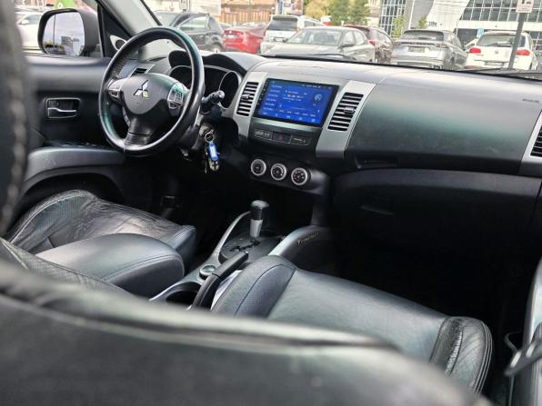 Mitsubishi Outlander II с пробегом 2008 года, цена 1 029 000 рублей, 241191 км, внедорожник, Автокод Объявления