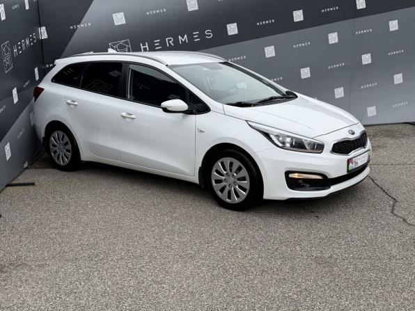 Kia Ceed II Рестайлинг с пробегом 2017 года, цена 1 299 000 рублей, 158451 км, универсал, Автокод Объявления
