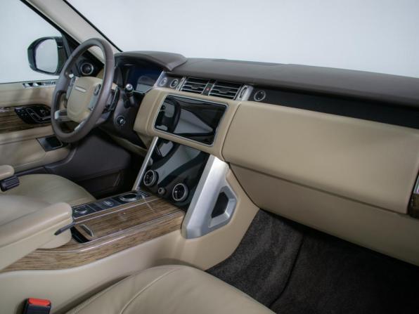 Land Rover Range Rover IV Рестайлинг с пробегом 2018 года, цена 5 968 809 рублей, 107000 км, внедорожник, Автокод Объявления