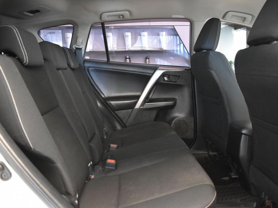 Toyota RAV4 IV (XA40) Рестайлинг Москва  - изображение 16