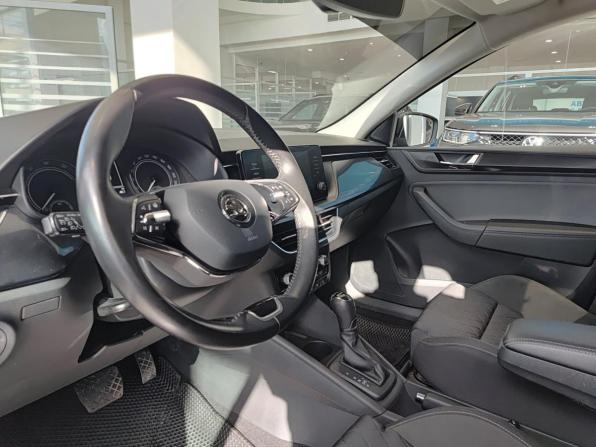Skoda Rapid II с пробегом 2020 года, цена 1 699 000 рублей, 119037 км, лифтбек, Автокод Объявления