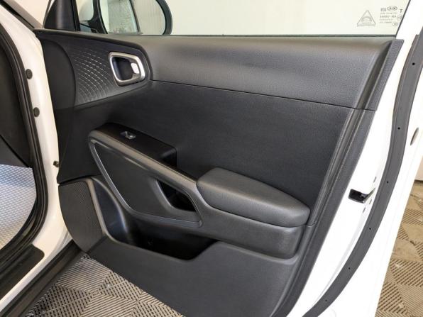 Kia Soul III с пробегом 2021 года, цена 2 200 000 рублей, 70331 км, хэтчбек, Автокод Объявления