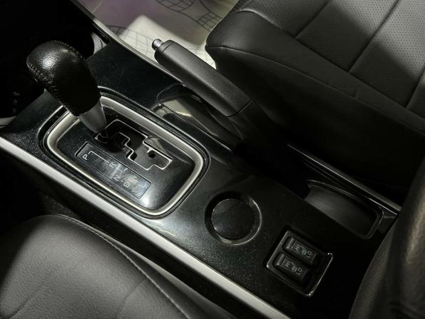 Mitsubishi Outlander III Рестайлинг 2 с пробегом 2018 года, цена 1 490 000 рублей, 258400 км, внедорожник, Автокод Объявления
