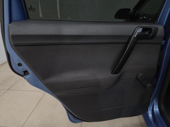 Volkswagen Polo IV Рестайлинг с пробегом 2006 года, цена 430 000 рублей, 178233 км, хэтчбек, Автокод Объявления