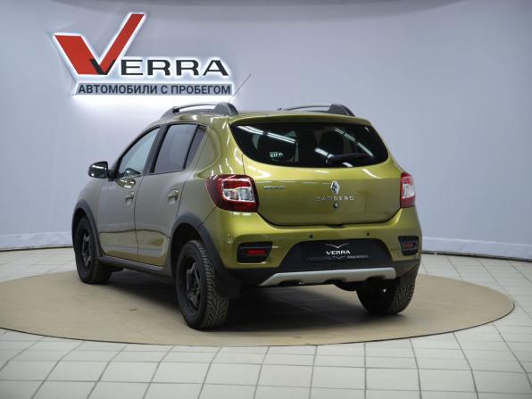 Renault Sandero II с пробегом 2016 года, цена 790 000 рублей, 99212 км, хэтчбек, Автокод Объявления