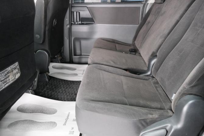Toyota Voxy II (R70) с пробегом 2008 года, цена 1 169 000 рублей, 430000 км, минивэн, Автокод Объявления