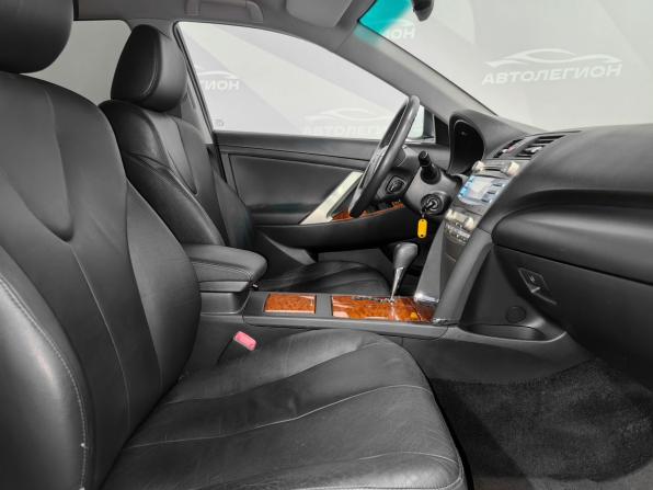 Toyota Camry VI (XV40) Рестайлинг с пробегом 2011 года, цена 1 599 000 рублей, 123600 км, седан, Автокод Объявления