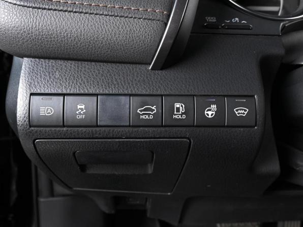 Toyota Camry VIII (XV70) с пробегом 2020 года, цена 2 569 000 рублей, 230058 км, седан, Автокод Объявления