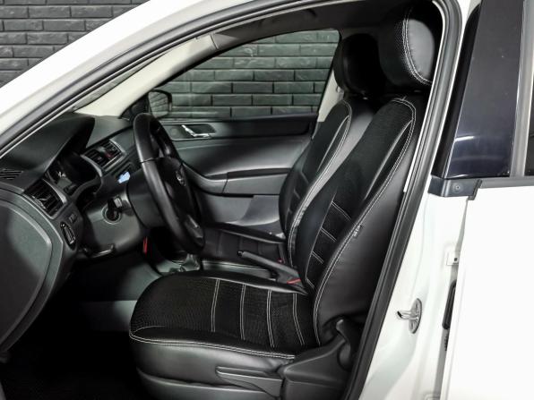 Skoda Rapid I с пробегом 2017 года, цена 850 000 рублей, 242149 км, лифтбек, Автокод Объявления