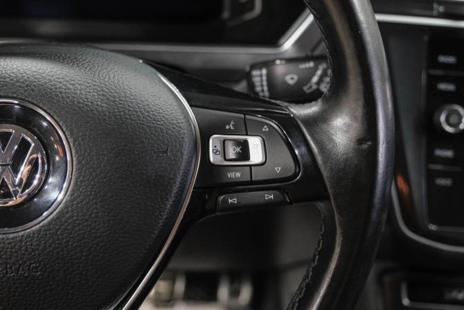 Volkswagen Tiguan II с пробегом 2019 года, цена 2 669 000 рублей, 110540 км, внедорожник, Автокод Объявления