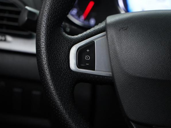 Renault Fluence I Рестайлинг с пробегом 2013 года, цена 999 999 рублей, 111987 км, седан, Автокод Объявления