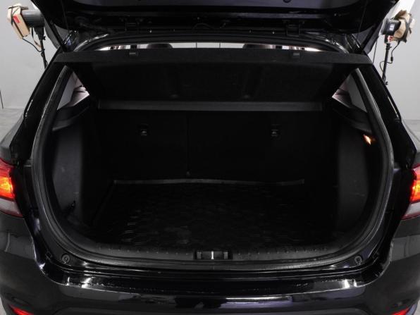 Kia Rio IV с пробегом 2018 года, цена 1 499 000 рублей, 115431 км, хэтчбек, Автокод Объявления
