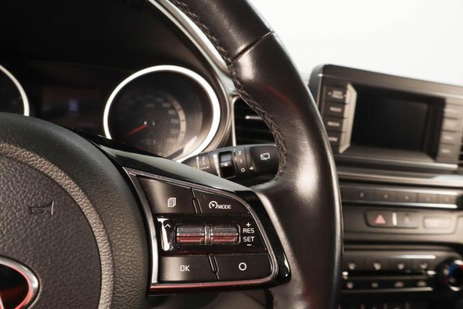 Kia Ceed III с пробегом 2018 года, цена 1 629 000 рублей, 120000 км, универсал, Автокод Объявления