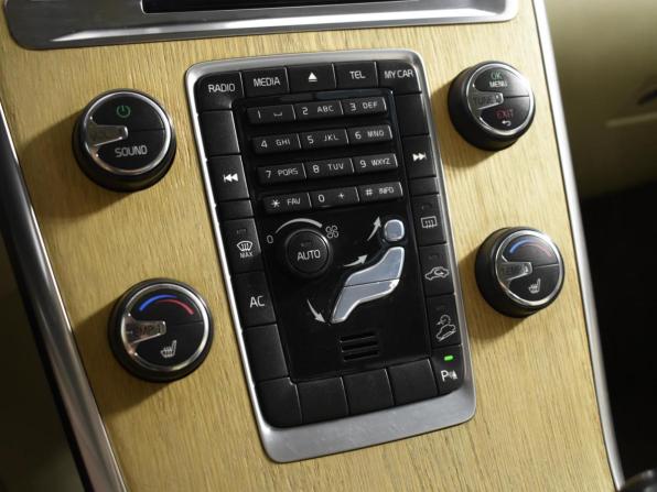 Volvo XC60 I с пробегом 2012 года, цена 1 097 100 рублей, 318629 км, внедорожник, Автокод Объявления