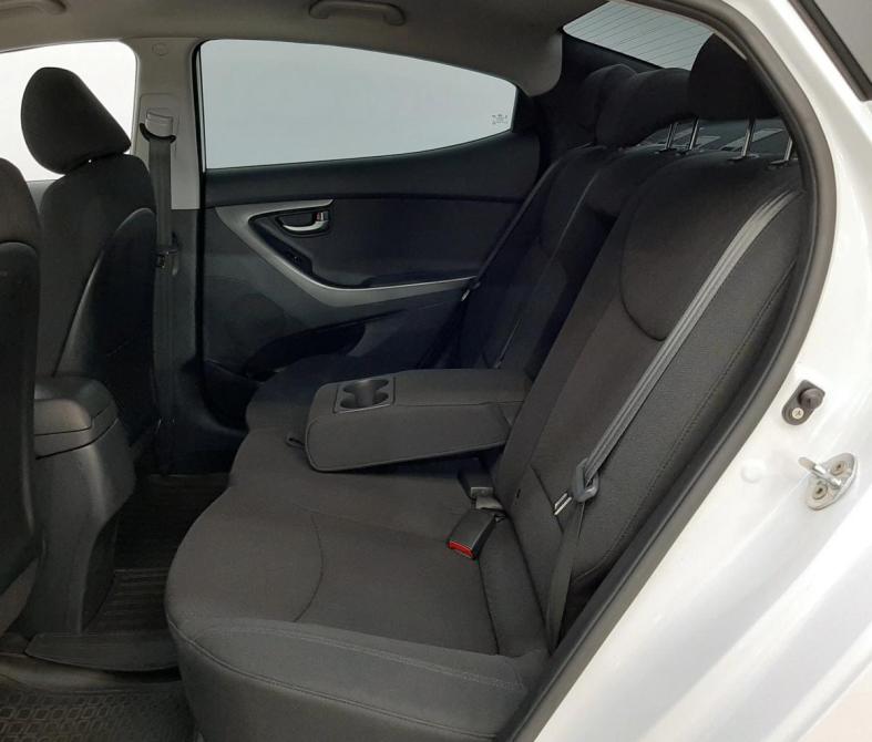 Hyundai Elantra V (MD) Рестайлинг Москва  - изображение 12
