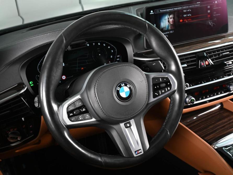 BMW 5 серии VII (G30/G31/G38) Рестайлинг Ростов-на-Дону  - изображение 13