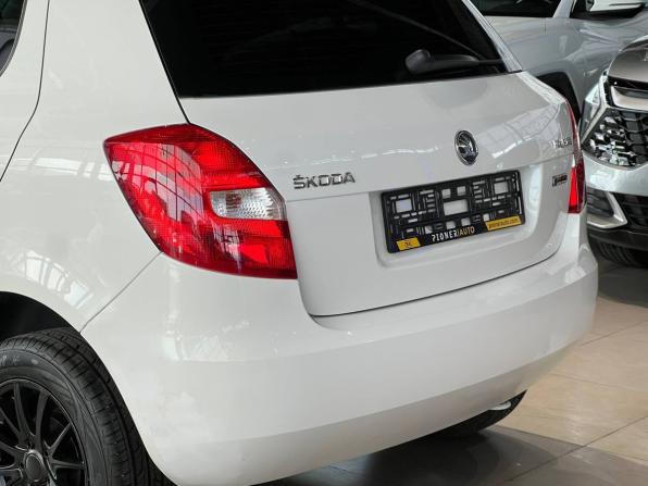 Skoda Fabia II Рестайлинг с пробегом 2013 года, цена 750 000 рублей, 136077 км, хэтчбек, Автокод Объявления