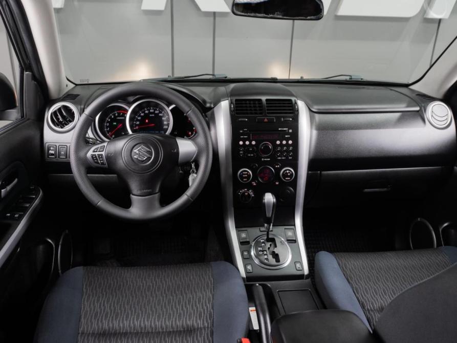 Suzuki Grand Vitara II Рестайлинг 2 Тюмень  - изображение 6