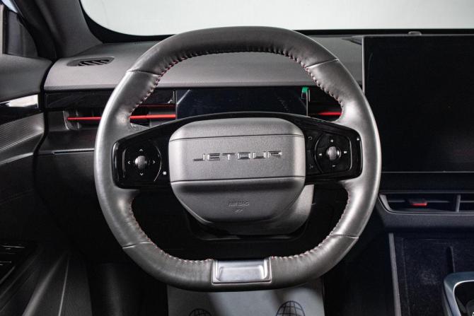 JETOUR DASHING I с пробегом 2023 года, цена 1 999 000 рублей, 47000 км, внедорожник, Автокод Объявления