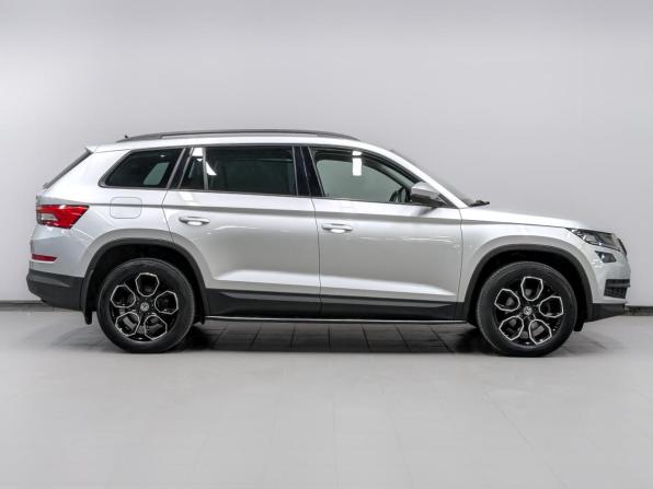 Skoda Kodiaq I с пробегом 2018 года, цена 2 550 000 рублей, 98000 км, внедорожник, Автокод Объявления