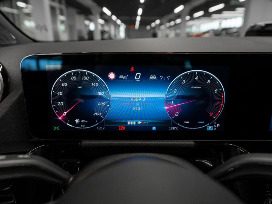 Mercedes-Benz GLA II (H247) Рестайлинг Москва  - изображение 12