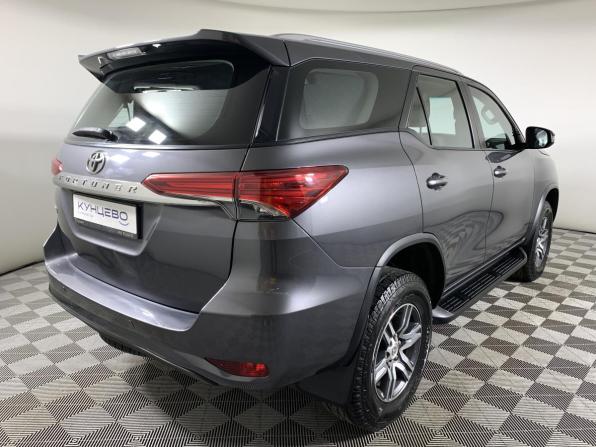 Toyota Fortuner II с пробегом 2018 года, цена 3 699 000 рублей, 86663 км, внедорожник, Автокод Объявления