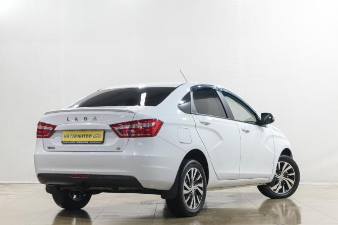 Lada (ВАЗ) Vesta I с пробегом 2017 года, цена 799 000 рублей, 106000 км, седан, Автокод Объявления