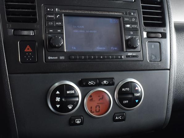 Nissan Tiida I Рестайлинг с пробегом 2011 года, цена 739 995 рублей, 257812 км, хэтчбек, Автокод Объявления
