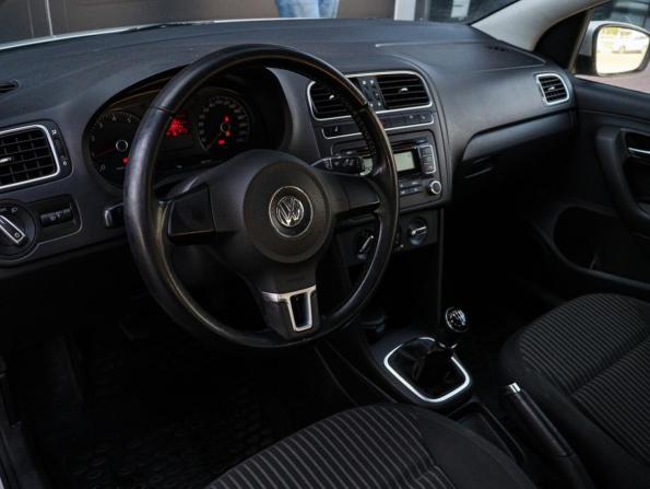 Volkswagen Polo V с пробегом 2012 года, цена 880 000 рублей, 113874 км, седан, Автокод Объявления