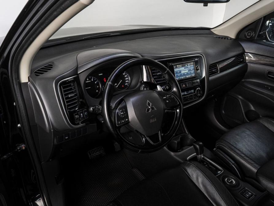 Mitsubishi Outlander III Рестайлинг 2 Тюмень  - изображение 10