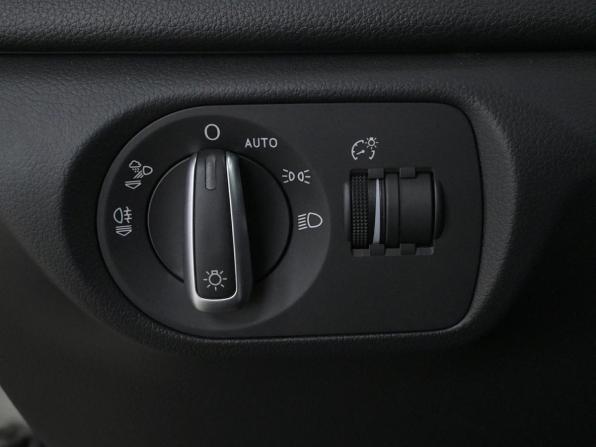 Audi Q3 I (8U) Рестайлинг с пробегом 2015 года, цена 1 760 000 рублей, 150661 км, внедорожник, Автокод Объявления