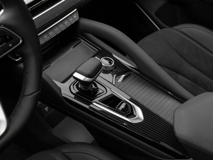 Geely Monjaro I Москва  - изображение 18