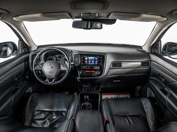 Mitsubishi Outlander III Рестайлинг 3 с пробегом 2019 года, цена 2 520 000 рублей, 187709 км, внедорожник, Автокод Объявления