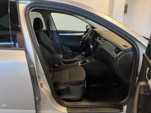 Skoda Octavia III (A7) с пробегом 2013 года, цена 1 300 000 рублей, 241465 км, лифтбек, Автокод Объявления