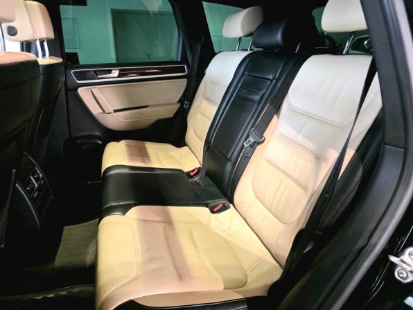 Volkswagen Touareg II с пробегом 2014 года, цена 1 900 000 рублей, 300000 км, внедорожник, Автокод Объявления