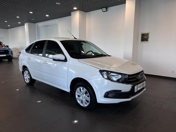 Lada (ВАЗ) Granta I Рестайлинг с пробегом 2023 года, цена 879 000 рублей, 64836 км, лифтбек, Автокод Объявления