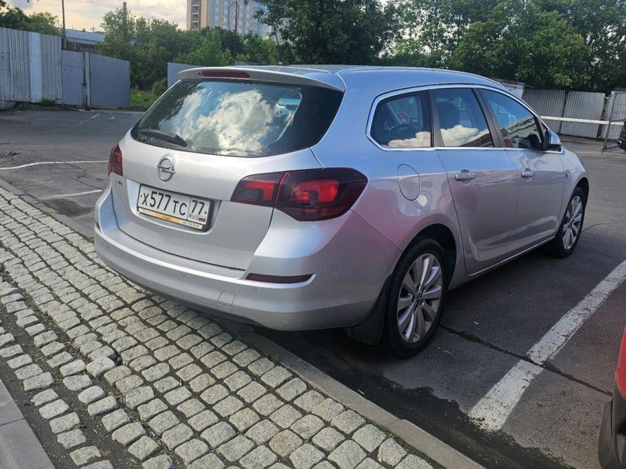 Opel Astra J Москва  - изображение 3