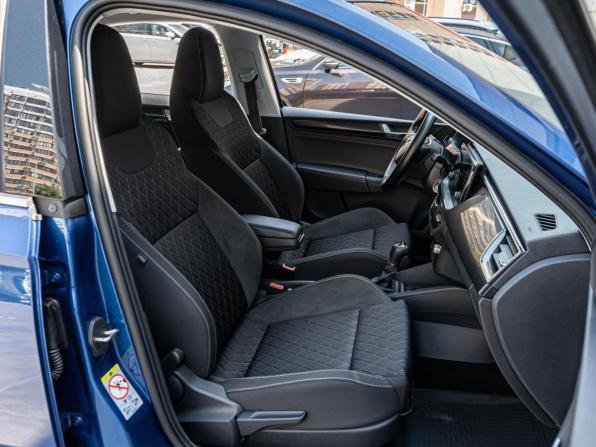 Skoda Rapid II с пробегом 2021 года, цена 1 890 000 рублей, 80704 км, лифтбек, Автокод Объявления