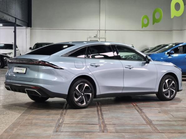 Geely Galaxy L6 с пробегом 2025 года, цена 2 770 000 рублей, 12900 км, седан, Автокод Объявления