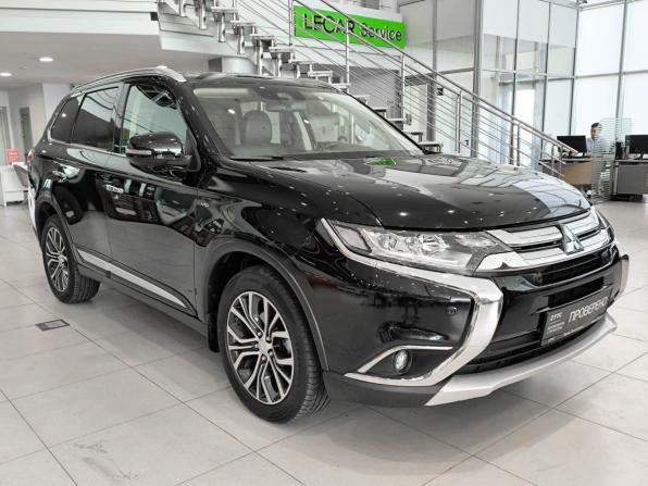 Mitsubishi Outlander III Рестайлинг 3 с пробегом 2018 года, цена 3 250 000 рублей, 113136 км, внедорожник, Автокод Объявления