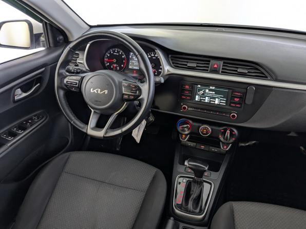 Kia Rio IV Рестайлинг с пробегом 2022 года, цена 1 770 000 рублей, 102660 км, хэтчбек, Автокод Объявления