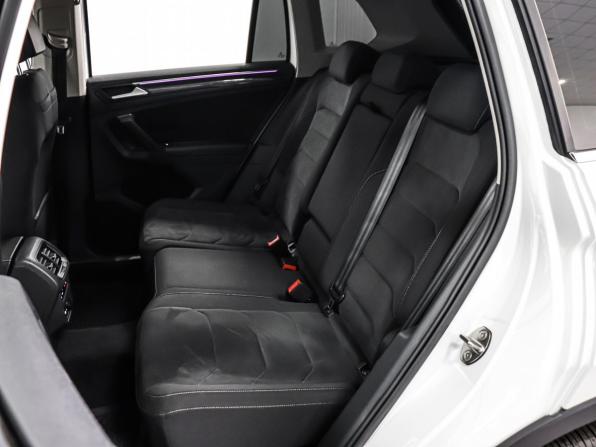 Volkswagen Tiguan II Рестайлинг с пробегом 2021 года, цена 3 129 000 рублей, 90444 км, внедорожник, Автокод Объявления