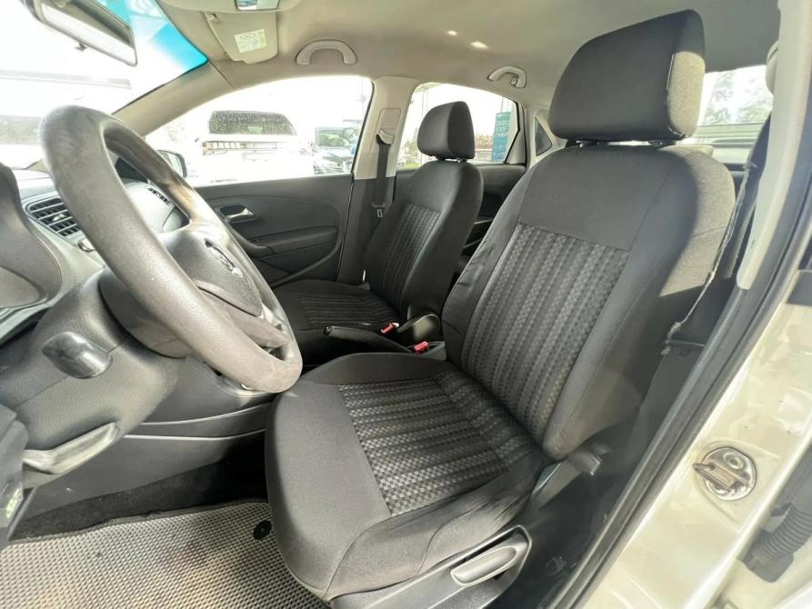 Volkswagen Polo V Рестайлинг Екатеринбург  - изображение 10