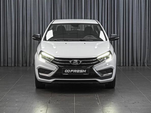 Lada (ВАЗ) Vesta I Рестайлинг (NG) с пробегом 2024 года, цена 1 350 111 рублей, 902 км, седан, Автокод Объявления