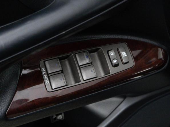 Lexus LX III Рестайлинг с пробегом 2014 года, цена 4 399 999 рублей, 190190 км, внедорожник, Автокод Объявления