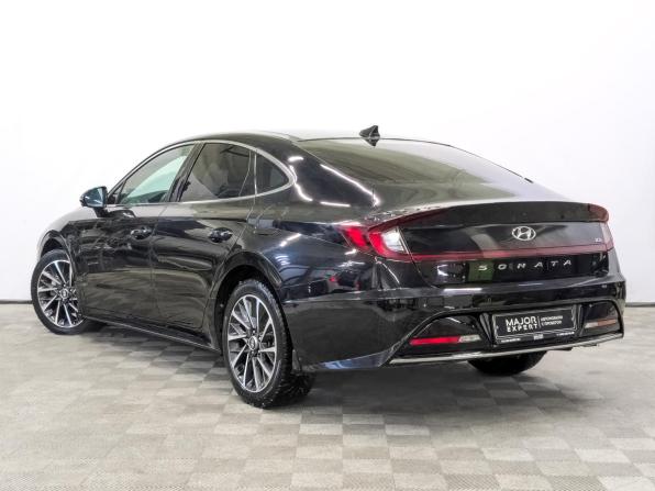 Hyundai Sonata VIII (DN8) с пробегом 2022 года, цена 2 450 000 рублей, 119008 км, седан, Автокод Объявления