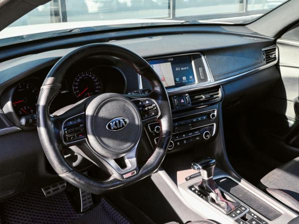 Kia Optima IV Рестайлинг с пробегом 2018 года, цена 1 800 000 рублей, 130000 км, седан, Автокод Объявления
