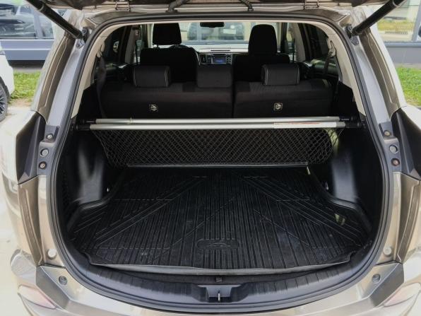 Toyota RAV4 IV (XA40) Рестайлинг с пробегом 2016 года, цена 1 949 000 рублей, 259517 км, внедорожник, Автокод Объявления